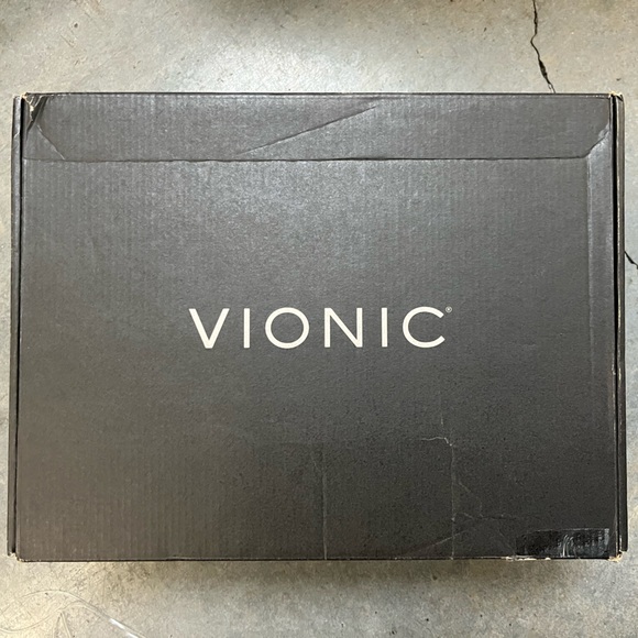 NIB Vionic | Evergreen Chelsea Boot | Black | Size 9 - Picture 5 of 8